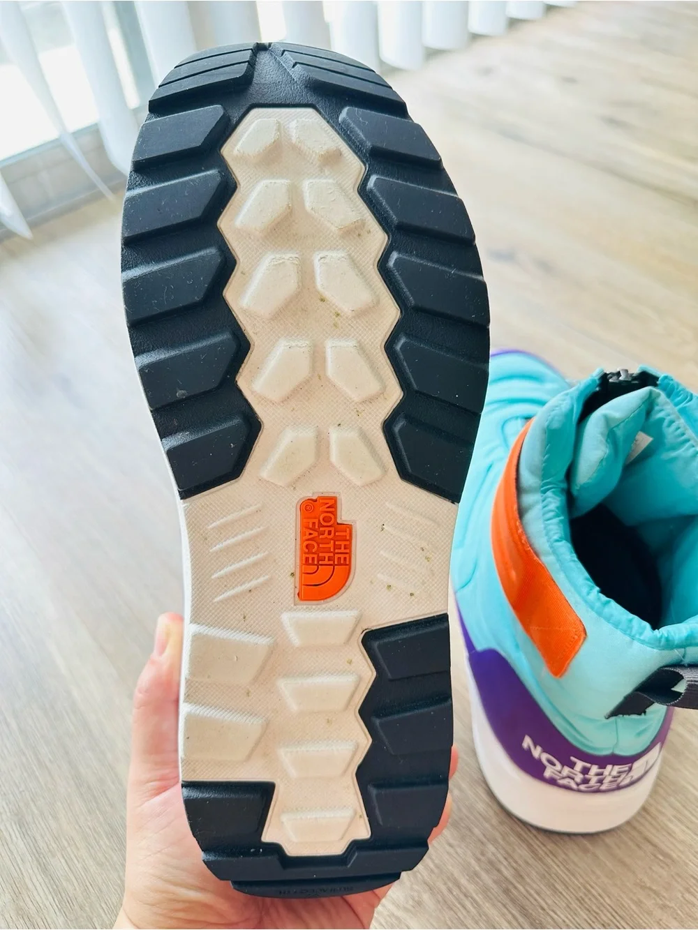 The North Face Nuptse II Strap